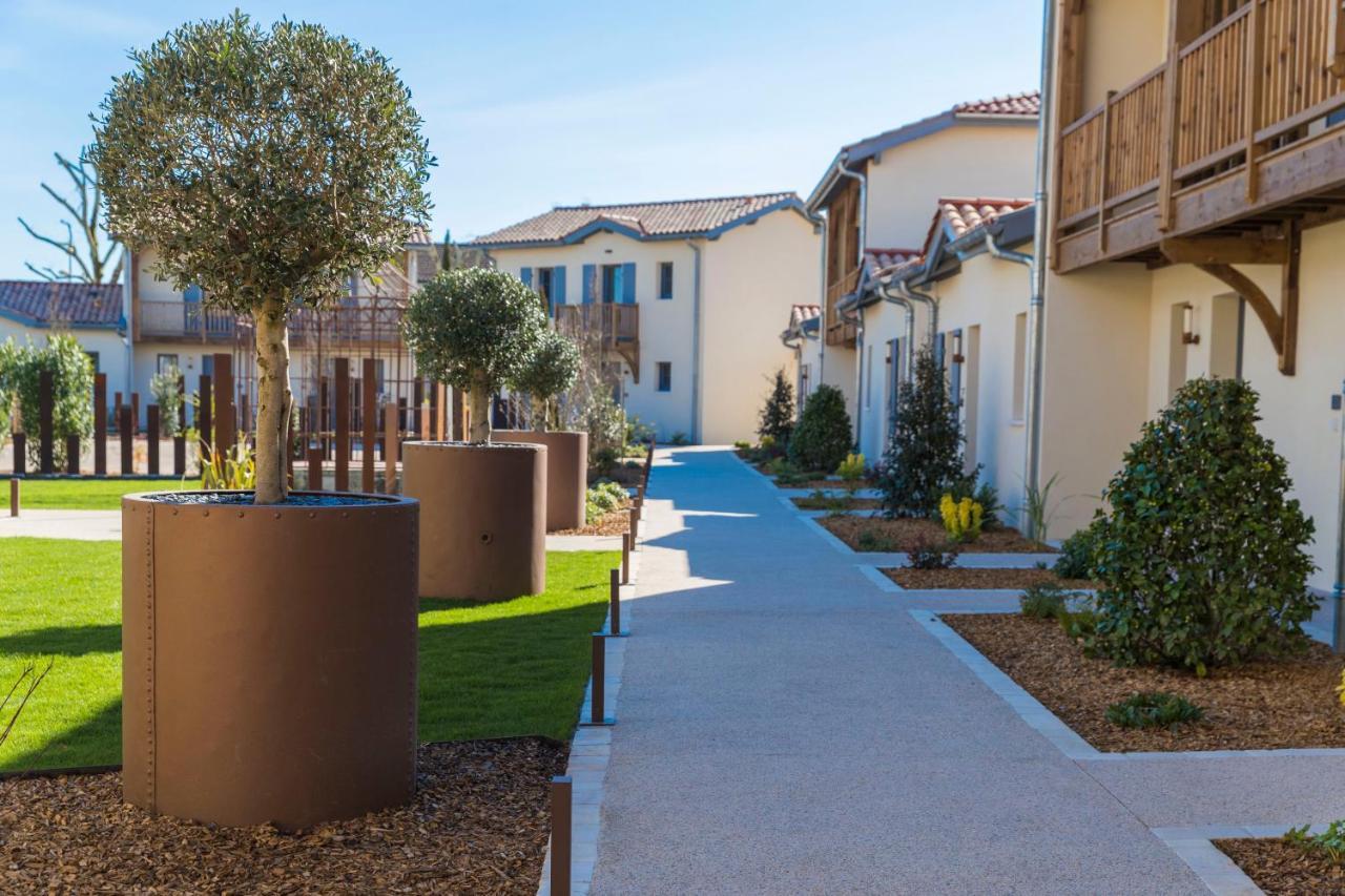 Clos Castel Villas Кастелжалу Екстериор снимка