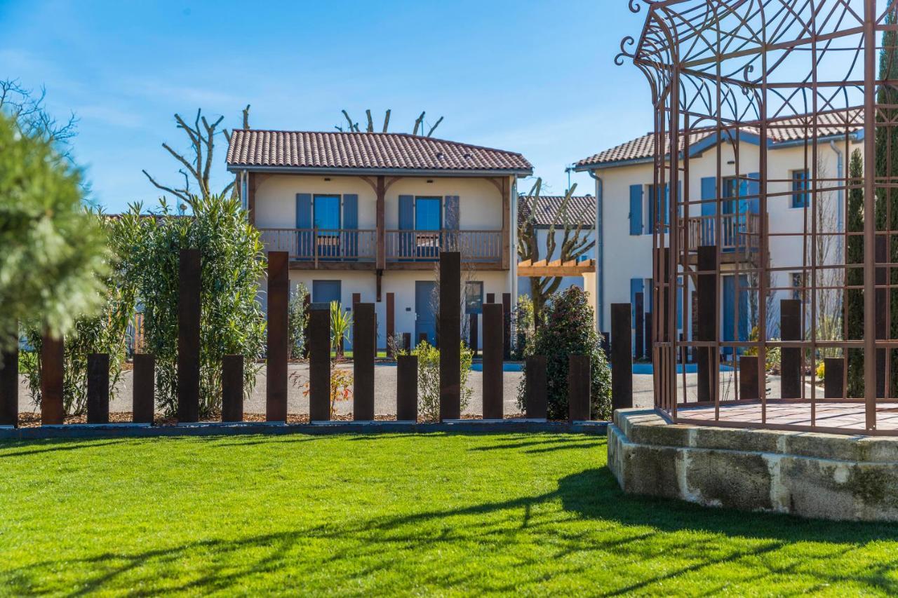 Clos Castel Villas Кастелжалу Екстериор снимка